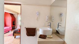 Avándaro Retreat Fireplace Jacuzzi Access - 5