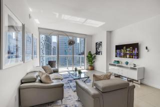 Icon Brickell Retreat 1BR and Spa, Pool, Views - 7
