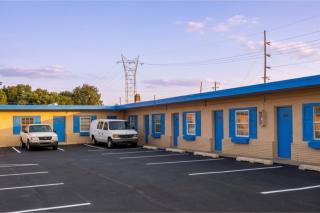 Holiday Motel Tulsa OK - 7