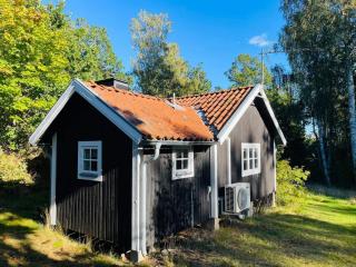 4 person holiday home in HALLABRO-By Traum - 8