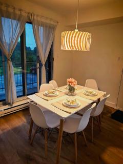 Modern Delson Home South Shore Montreal - 7
