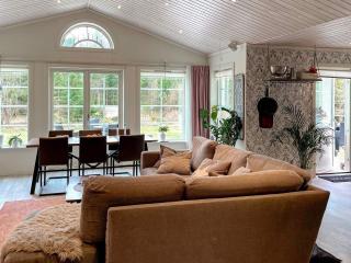 Family-Friendly Home with Nature Views - 7
