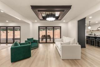 Luxury South Tulsa Retreat with Hot Tub and King Size Beds - 5