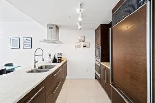 Modern High Rise One Bedroom at Icon Brickell (W) - 1