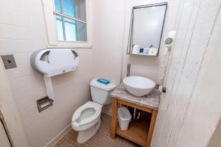 White Pines Lodge - 6