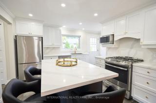 Modern Cozy Bungalow - 1