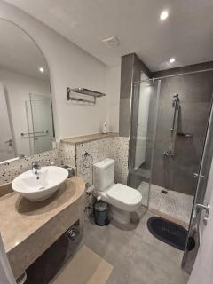 Modern 2BR Apartment ,Pool View, Maraya, El Gouna - 6