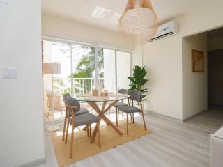 Vista Serena – Stunning Oceanfront Apartment - 7