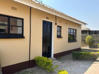 Jomelos Joint Private Cottage Stay - 3