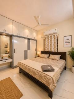 Luxe Heaven Premium 2BHK Madhapur OG stays - 9
