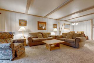 Steps to Slopes! Mammoth Mountain Condo - 6