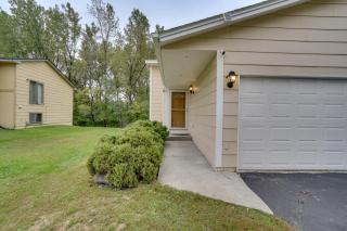 Explore the Twin Cities! Cozy & Spacious Retreat - 6