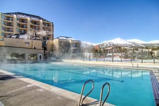 Premier 2 Bedroom Mountain View Condo Located In Historic Downtown Breckenridge Walking Distance To Peak 9 - 3