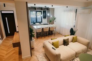 Premiere House Est One - 2