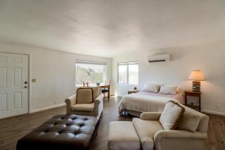 Pool, Putting Green & Mtn Views: Tucson Home - 1