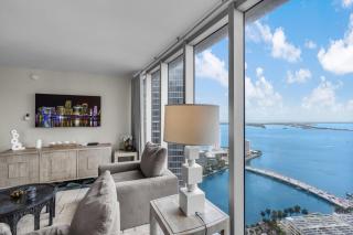 Sky-High Water Views Icon Brickell - 8