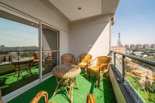 Terrace in the Sky, Heliopolis, 15 min Cairo Airport - 5