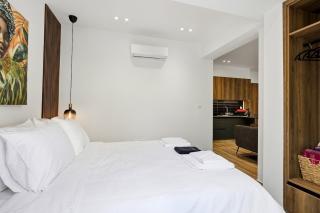Fos Luxury Suite at Kato Paphos - 7