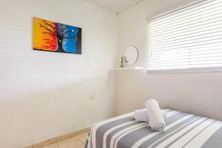 Sun Sand & Sea Vacation Rental close to BABY BEACH , RODGER & BOCA GRANDI BEACH FOR KITE LOVERS - 3