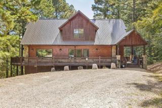 Luxury Cabin with Sauna, Hot Tub & Cold Plunge - 6
