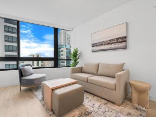 District 1502 Skyline Dreams in Downtown - 1