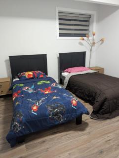 Exquisite guest suite in Nisku 14 minutes to airport, side entrance, recliner seats, softened water - 4