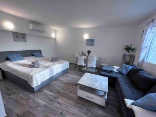 Sunny Apartment Podersdorf am See - 0