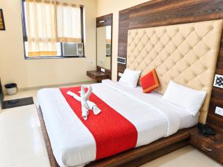 Hotel Shreeji Palace - 1