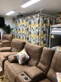 Hornings Guest House Room for 15 - 7