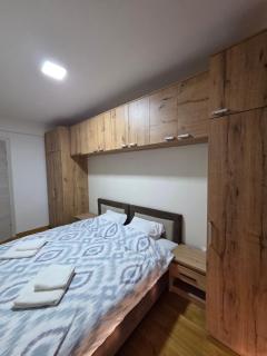N Suite City Apartment - Skopje - 8