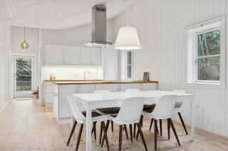 Architect-Designed Luxury Summerhouse In Ordrup - 8