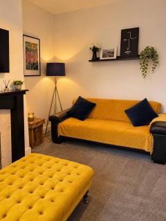 Westbourne Stay, Relax & Explore 4BR Sleeps 9 - 6