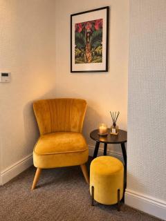 Westbourne Stay, Relax & Explore 4BR Sleeps 9 - 5