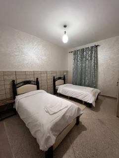 Excuri Lodge - 8