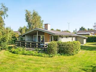 6 person holiday home in Glesborg-By Traum - 0