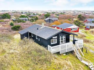 6 person holiday home in Fanø-By Traum - 7