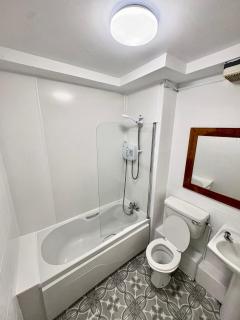 Double Deluxe Room in a Cozy Apartment , Mountjoy Square - 2