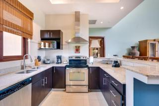 Playa Hermosa Penthouse: Ocean Views, 2 Pools - 3