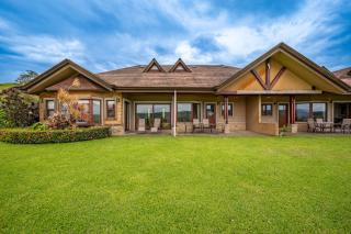 Stunning Lake Arenal Views: Duplex Unit w/ Patio! - 9