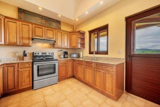 Stunning Lake Arenal Views: Duplex Unit w/ Patio! - 5