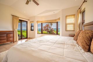 Stunning Lake Arenal Views: Duplex Unit w/ Patio! - 2