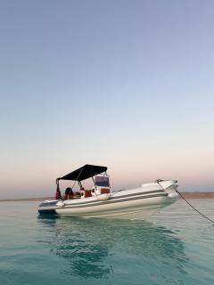 Wateen speed boat - 3