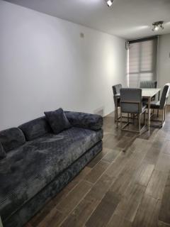 Cozy Urban Apartment - 9
