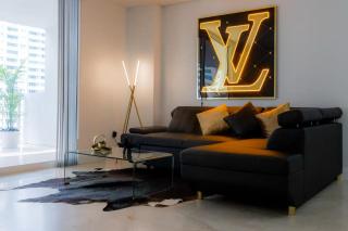 Brickell 1BR Sleeps 5, Bay View & Free Parking - 5