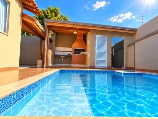 CASA com piscina - 4 quartos com ar - 9