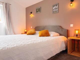 Escapade Nature : Maison et Lofts Privés avec Piscine, Étang de Pêche et Grandes Terrasses - 1