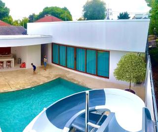 Urban Escape Pool Villa - 9