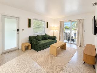 2BR Near Wynwood Heated Pool + Private Balcony - 5