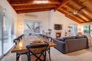 Caxton and Co. Blairgowrie - 8