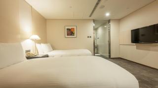 CHECK inn SELECT Taichung Dadun - 8